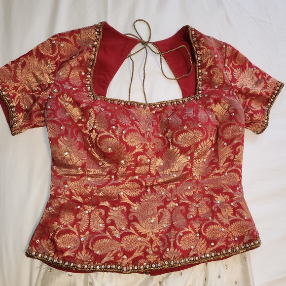 Silk Lengha Size 8. - Picture 10 of 16